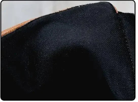 Bota de Couro Casual Clássica com Salto