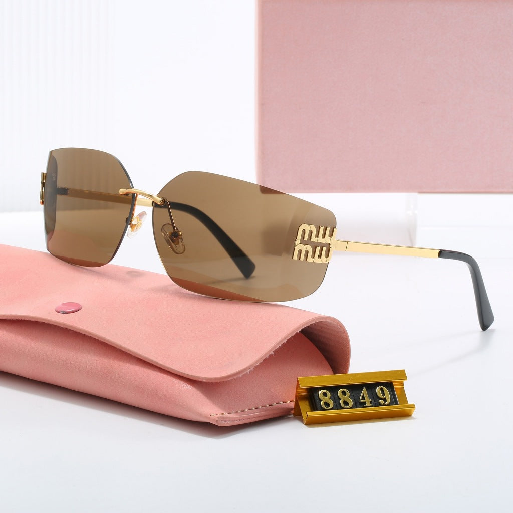 2 Óculos - PRADA | MIU MIU - COMPRE 1 LEVE 2
