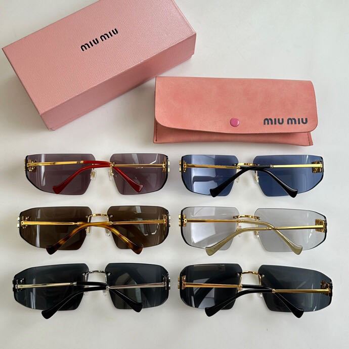 2 Óculos - PRADA | MIU MIU - COMPRE 1 LEVE 2