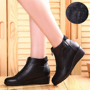 Bota de Couro Cano Curto Marie