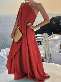 Adentre um mundo de elegância e sofisticação com o Vestido Longo Ayla da Versalla. Feito com tecido luxuoso de poliéster e design único de alça única, este vestido oferece conforto excepcional e estilo inigualável. Com estoque limitado, garanta o seu agora e destaque-se em qualquer ocasião.