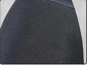 Bota de Couro Casual Clássica com Salto