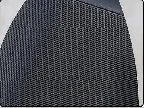 Bota de Couro Casual Clássica com Salto